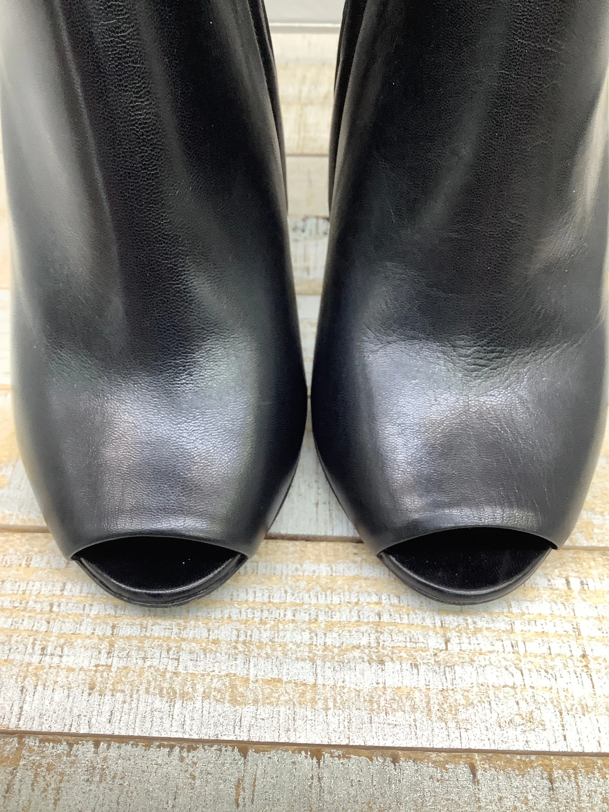 Boots Luxury Designer Balenciaga, Size 7