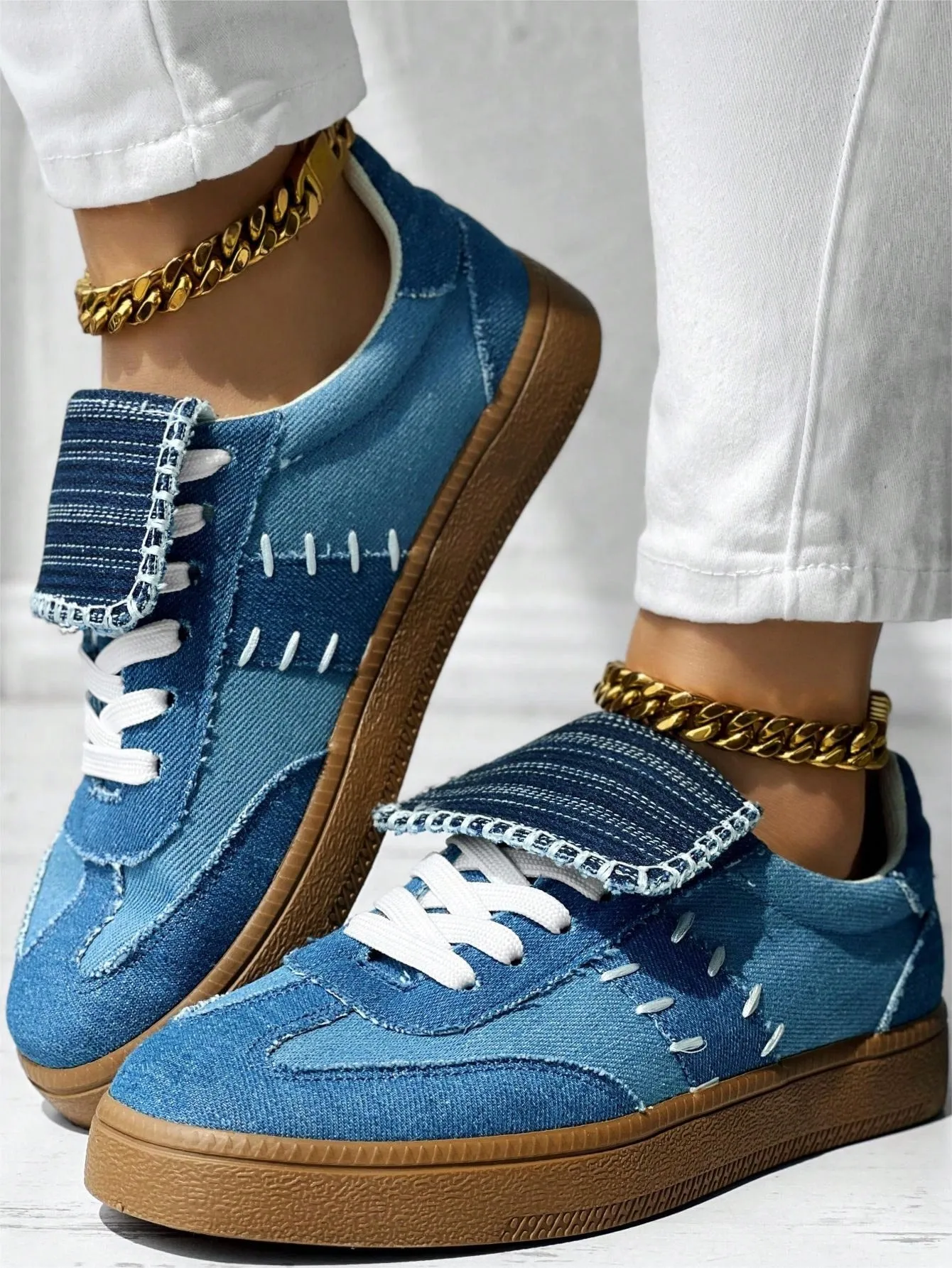 Casual Lace-Up Comfortable Lightweight Sneakers