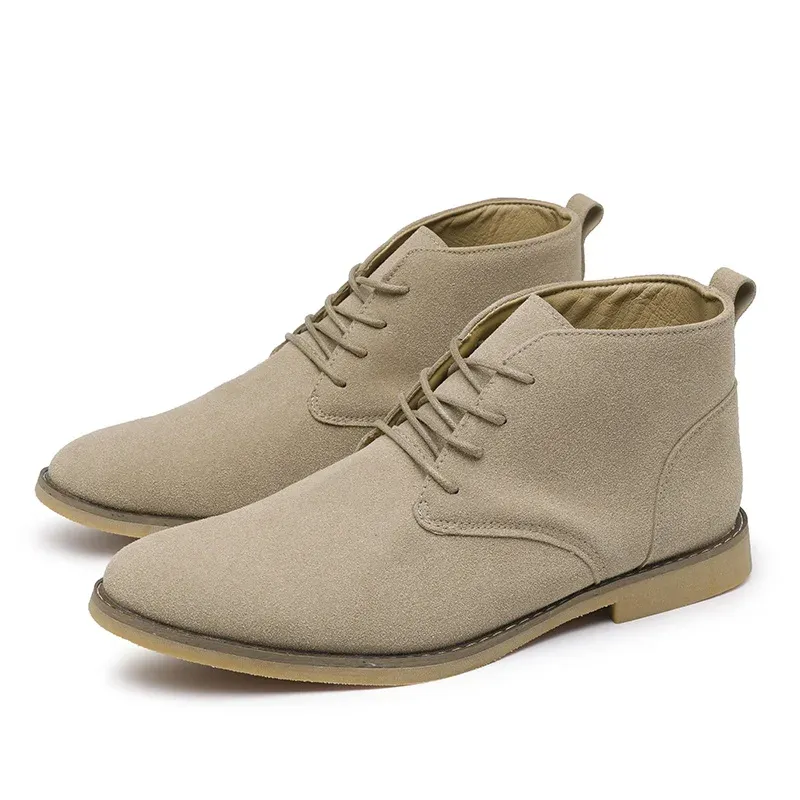 Comfortable suede chukka boots for men, fashionable casual shoes