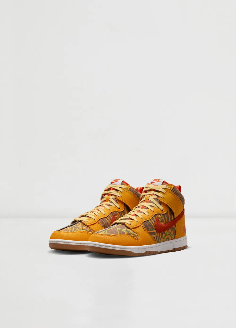 Dunk High Premium "Sonos Familia" Sneakers