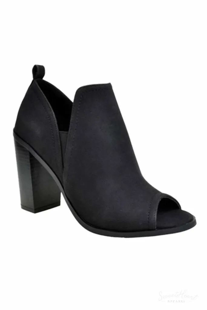 Keeping The Pace - Peep Toe Black Booties